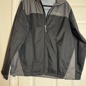 Columbia Men's Two-Tone Windbreaker